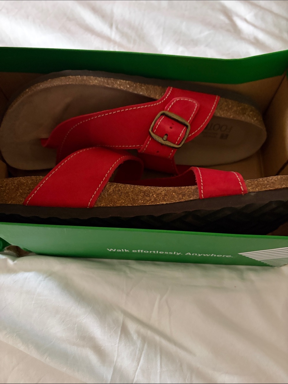 White Mountain Carly Red Nubuck Footbeds Box
